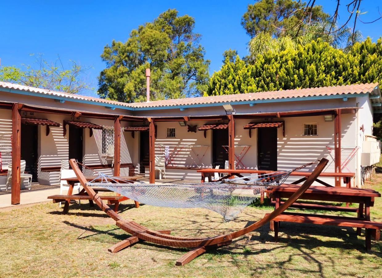 Nachsholim Kibbutz Country Lodging ナーショリム エクステリア 写真